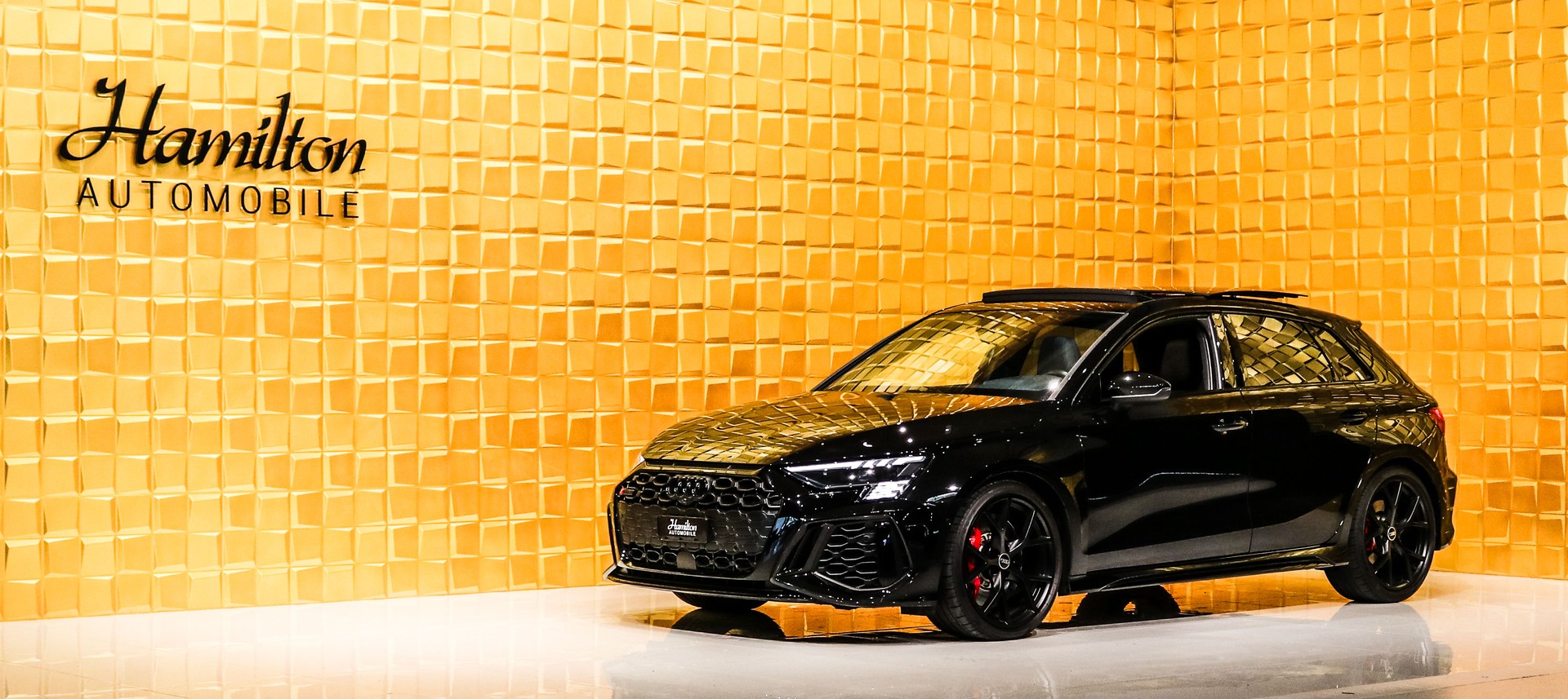 AUDI RS3 Sportback 2.5 TSI quattro S-tronic-showroom-element-1