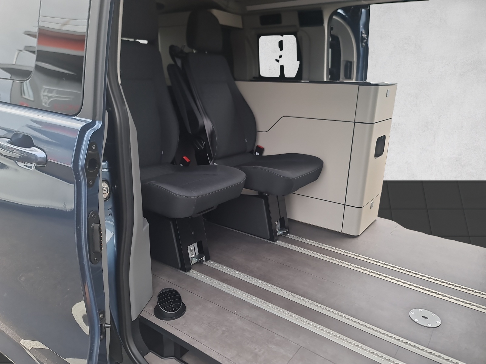 WESTFALIA Club Joker Urban Premium 2.0D AWD 8G * 6-Sitzer + 2.8T AHK *-image-10