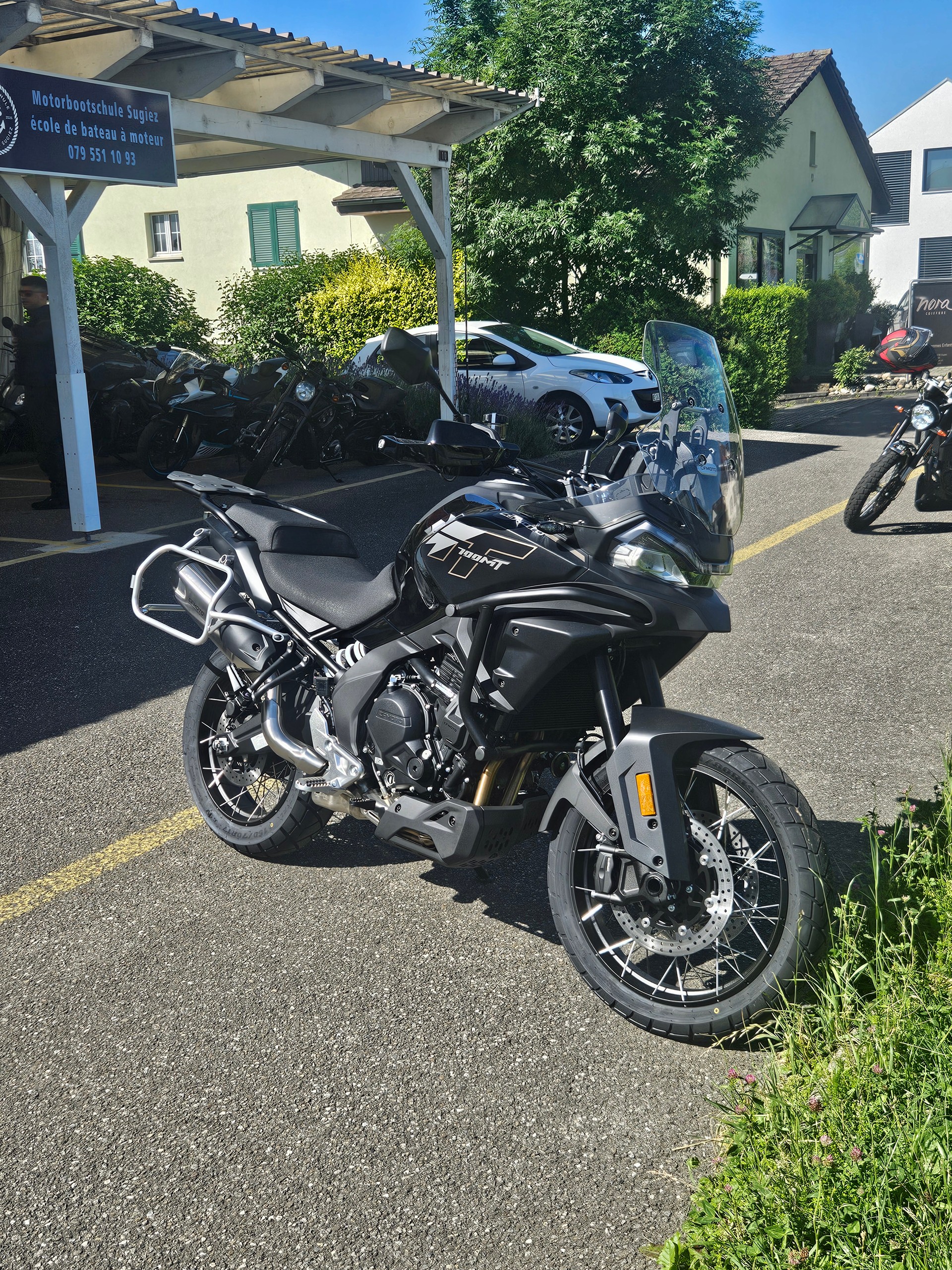 CF MOTO 700MT-image-2