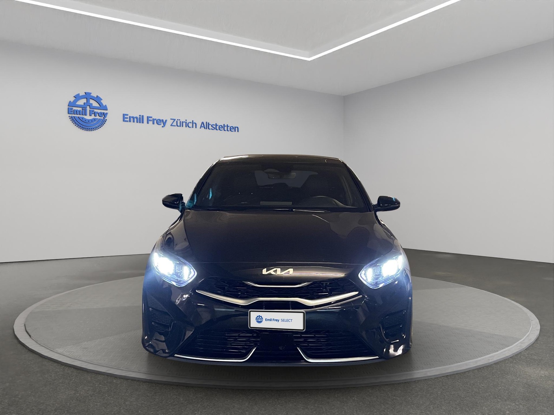 KIA Ceed 1.5 T-GDi MHEV GT-Line-image-4