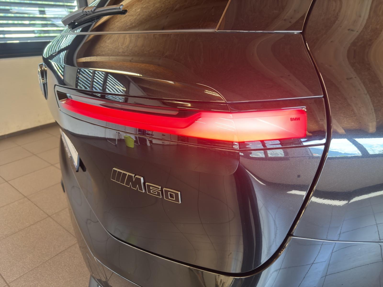 BMW iX M60-image-23