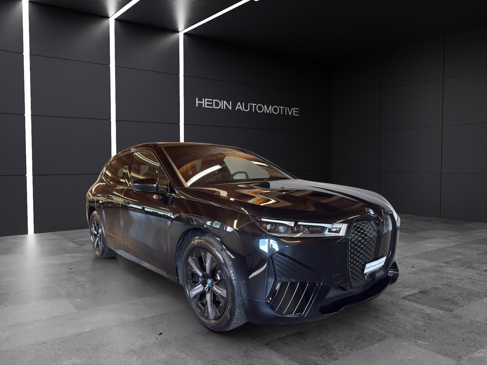 BMW iX M60-image-6