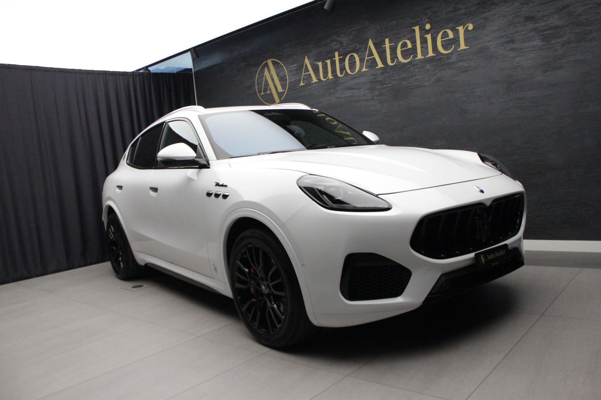 MASERATI Grecale 2.0 MHEV Modena Hybrid Automatica-showroom-element-1