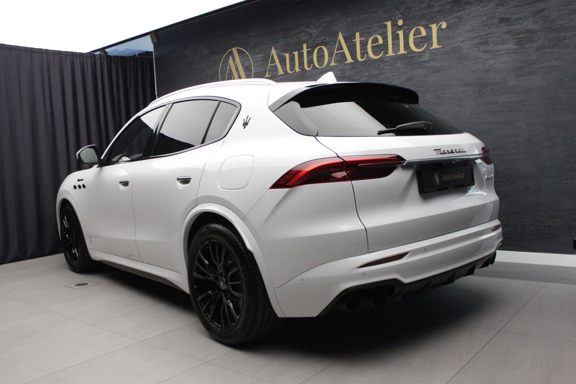 MASERATI Grecale 2.0 MHEV Modena Hybrid Automatica-image-6