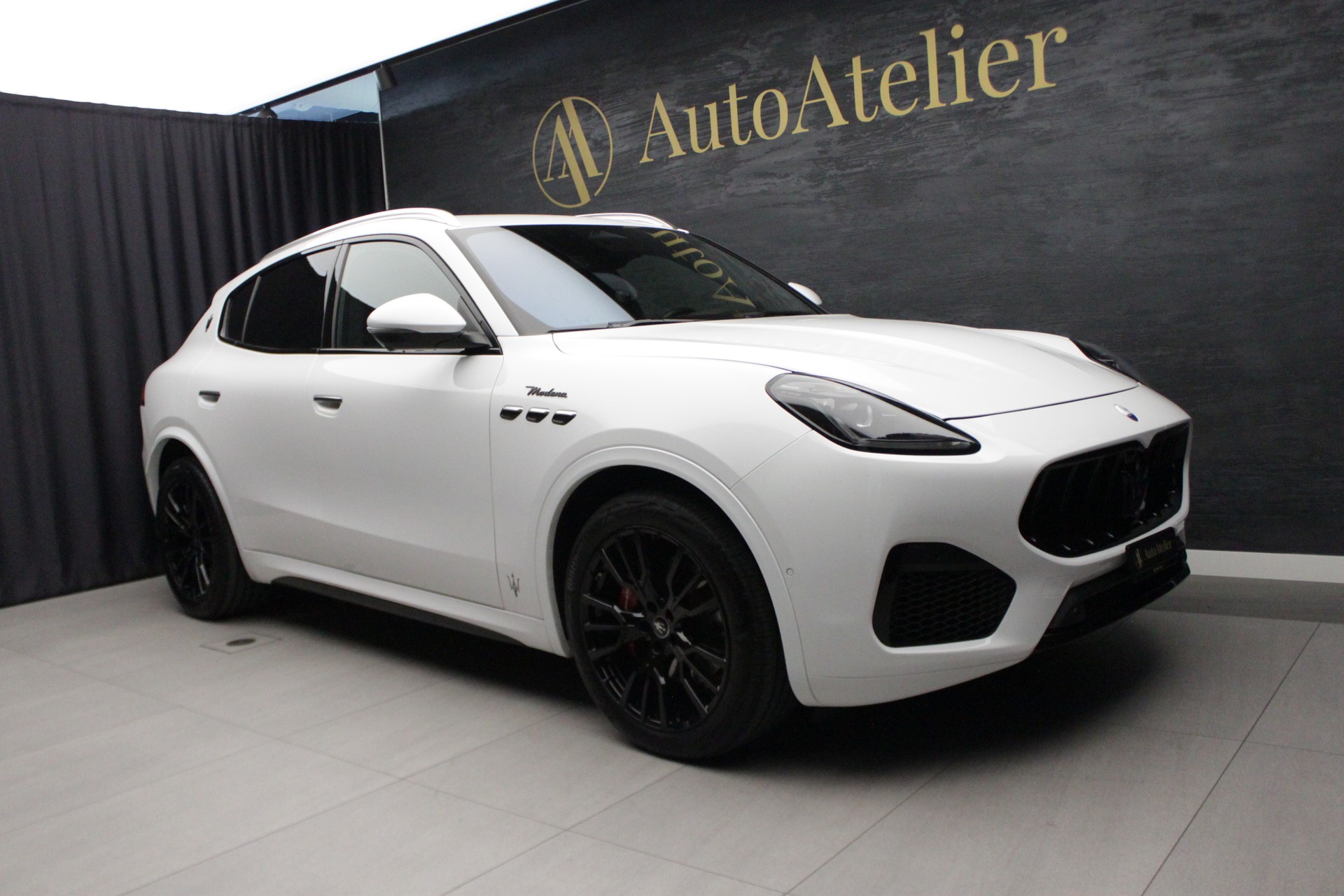 MASERATI Grecale 2.0 MHEV Modena Hybrid Automatica-showroom-element-3