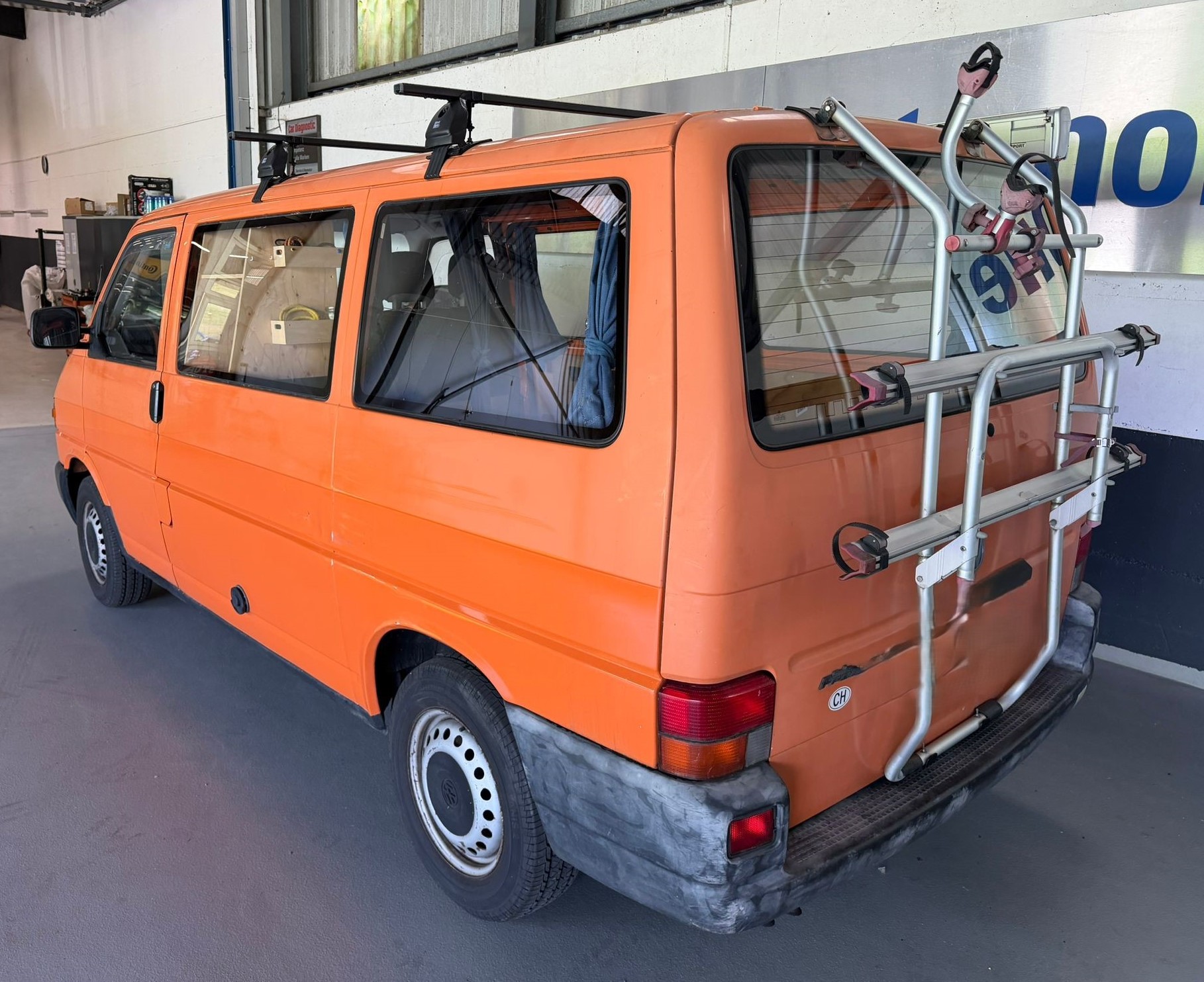 VW T4 Caravelle 2.5TDI ABS (Wohnmobil)-showroom-element-2