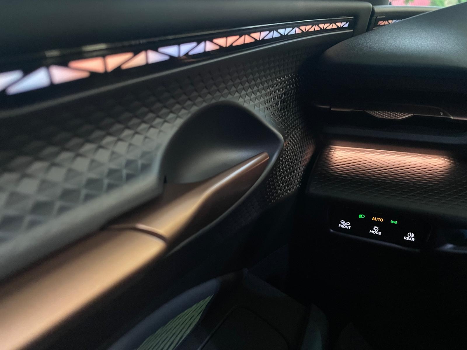 CUPRA Raval Dynamic Plus-image-23