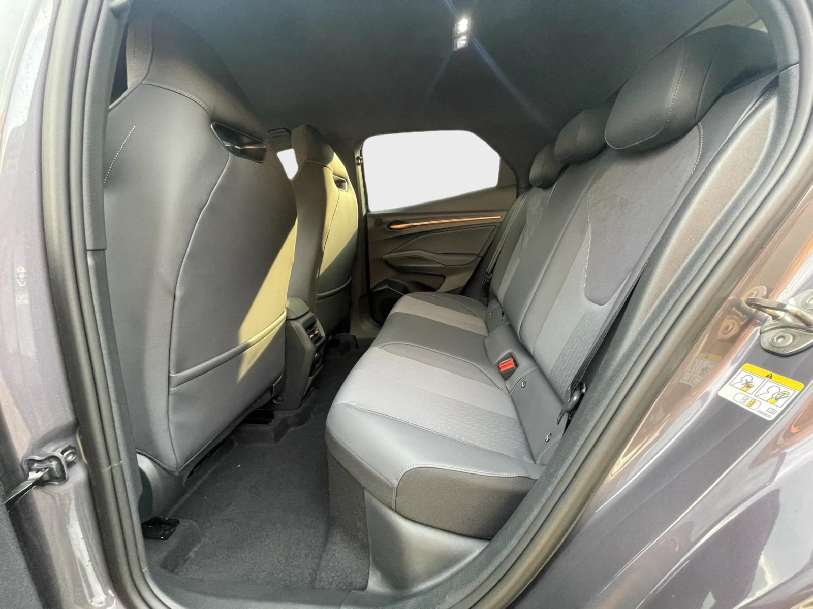 CUPRA Raval Dynamic Plus-image-13