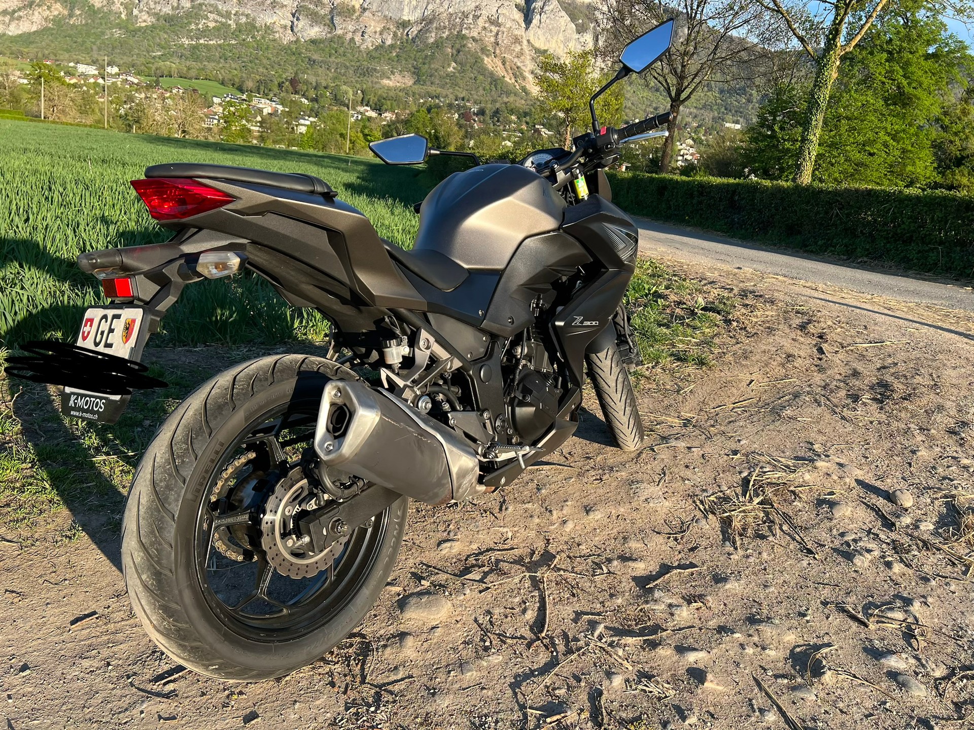 KAWASAKI Z 300 ABS-image-3