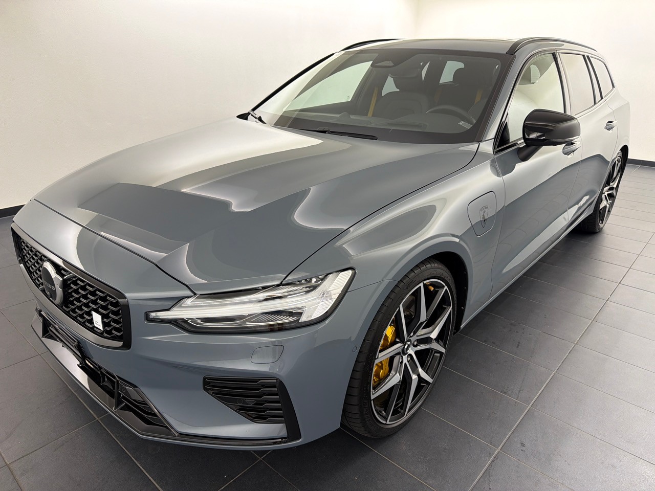 VOLVO V60 T8 eAWD Plug in Hybrid Polestar Geartronic