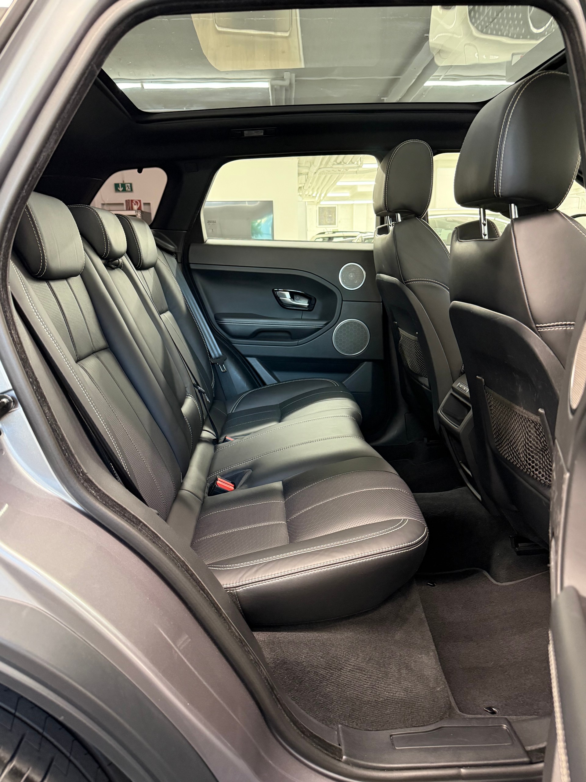 LAND ROVER Range Rover Evoque 2.0 Si4 Dynamic AT9-image-21