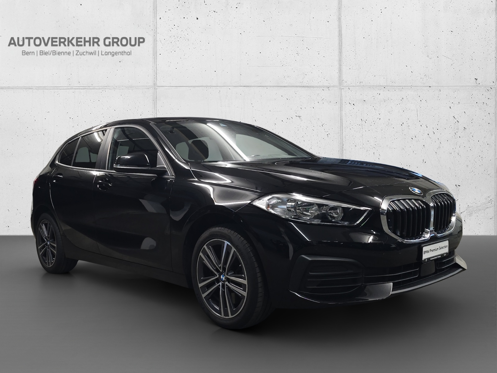 BMW 120i Steptronic-image-6