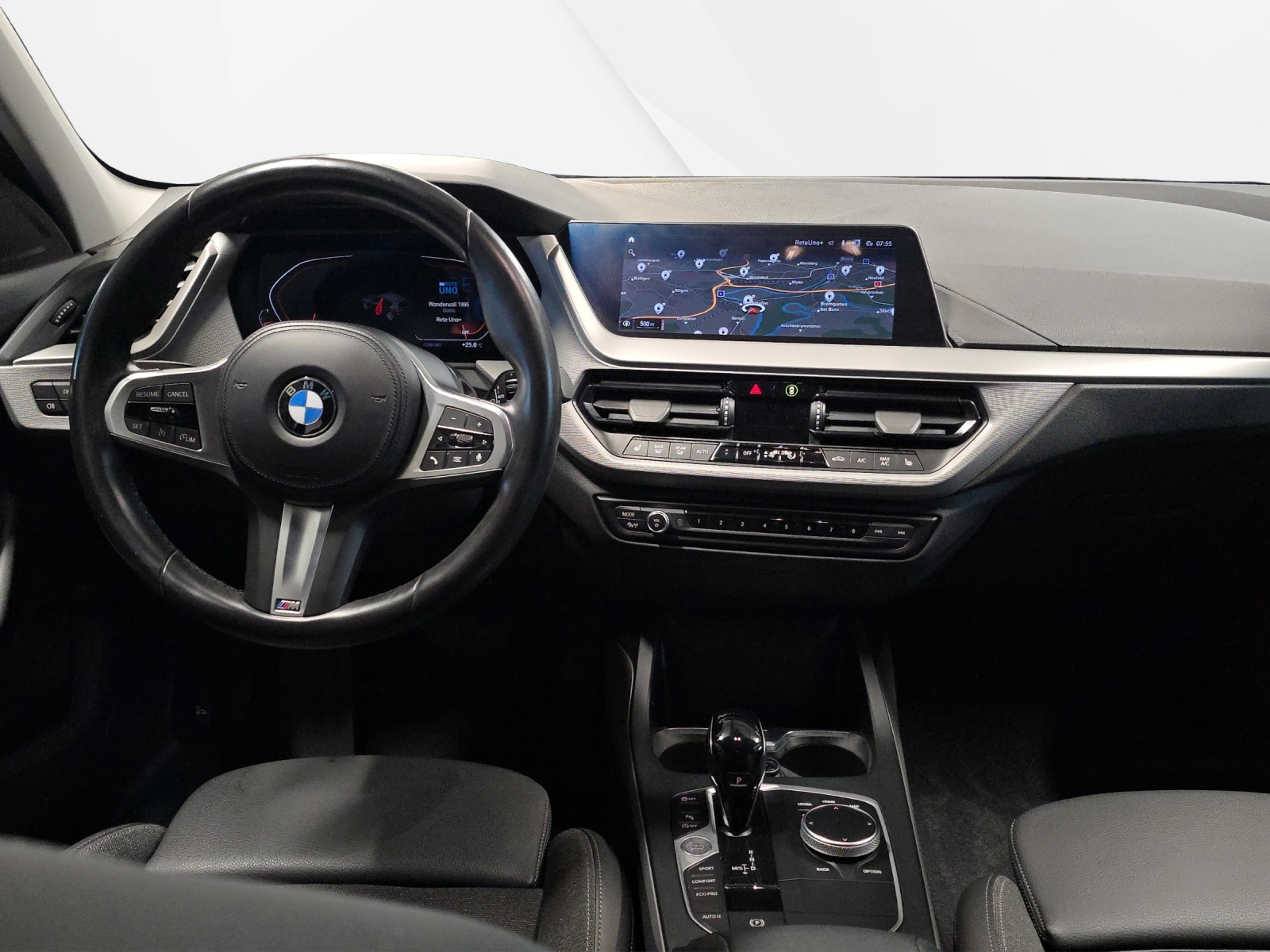 BMW 120i Steptronic-image-10