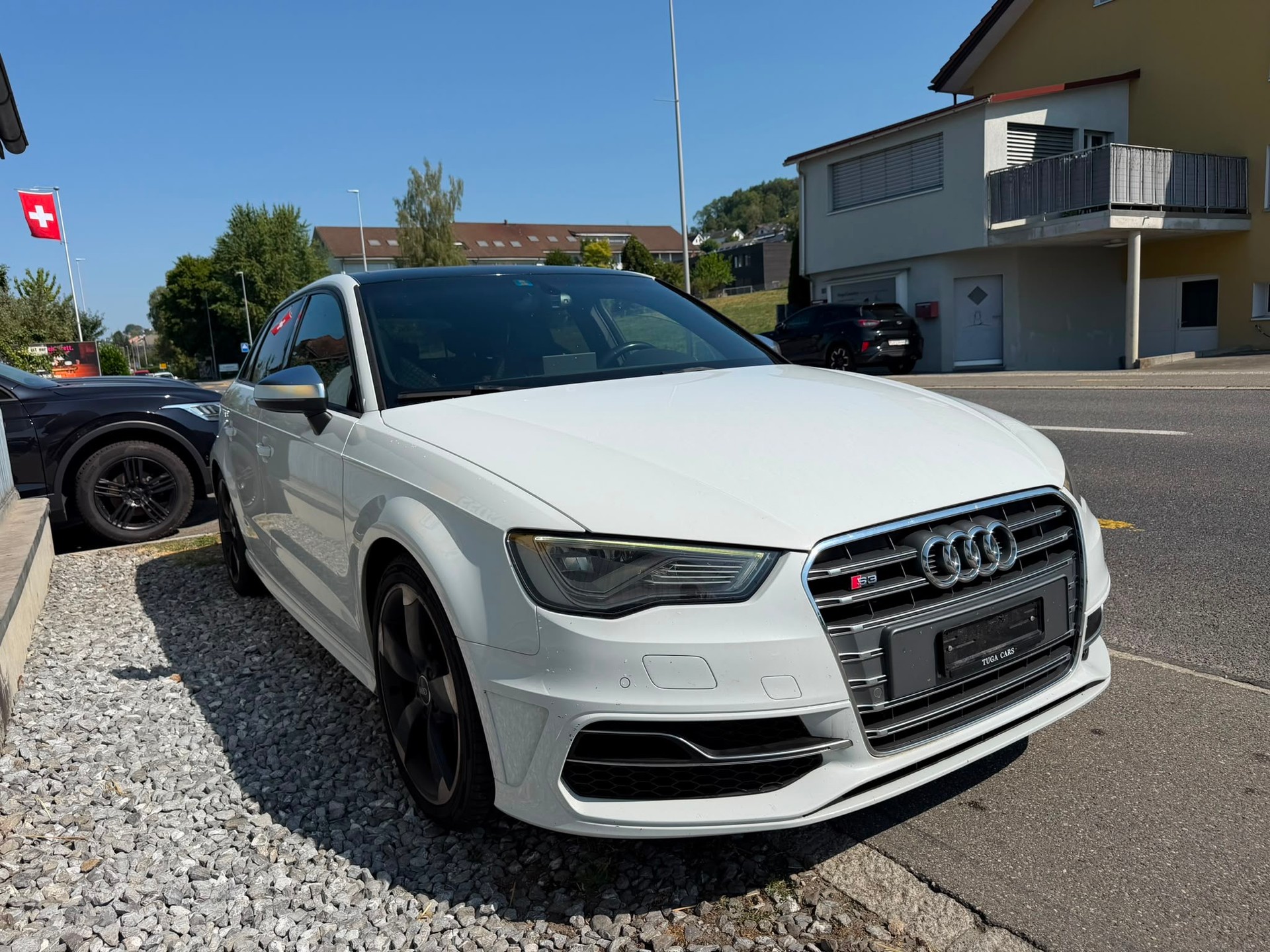 AUDI S3 Sportback 2.0 TFSI quattro S-tronic-showroom-element-3