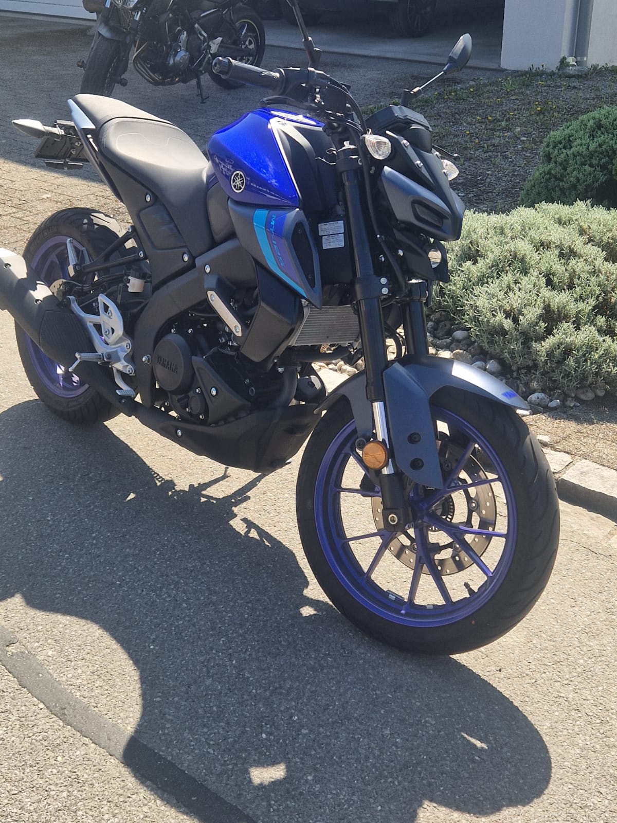 YAMAHA MT-125 ABS-image-1