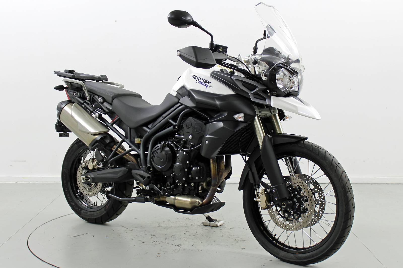 TRIUMPH Tiger 800 XC ABS-image-1