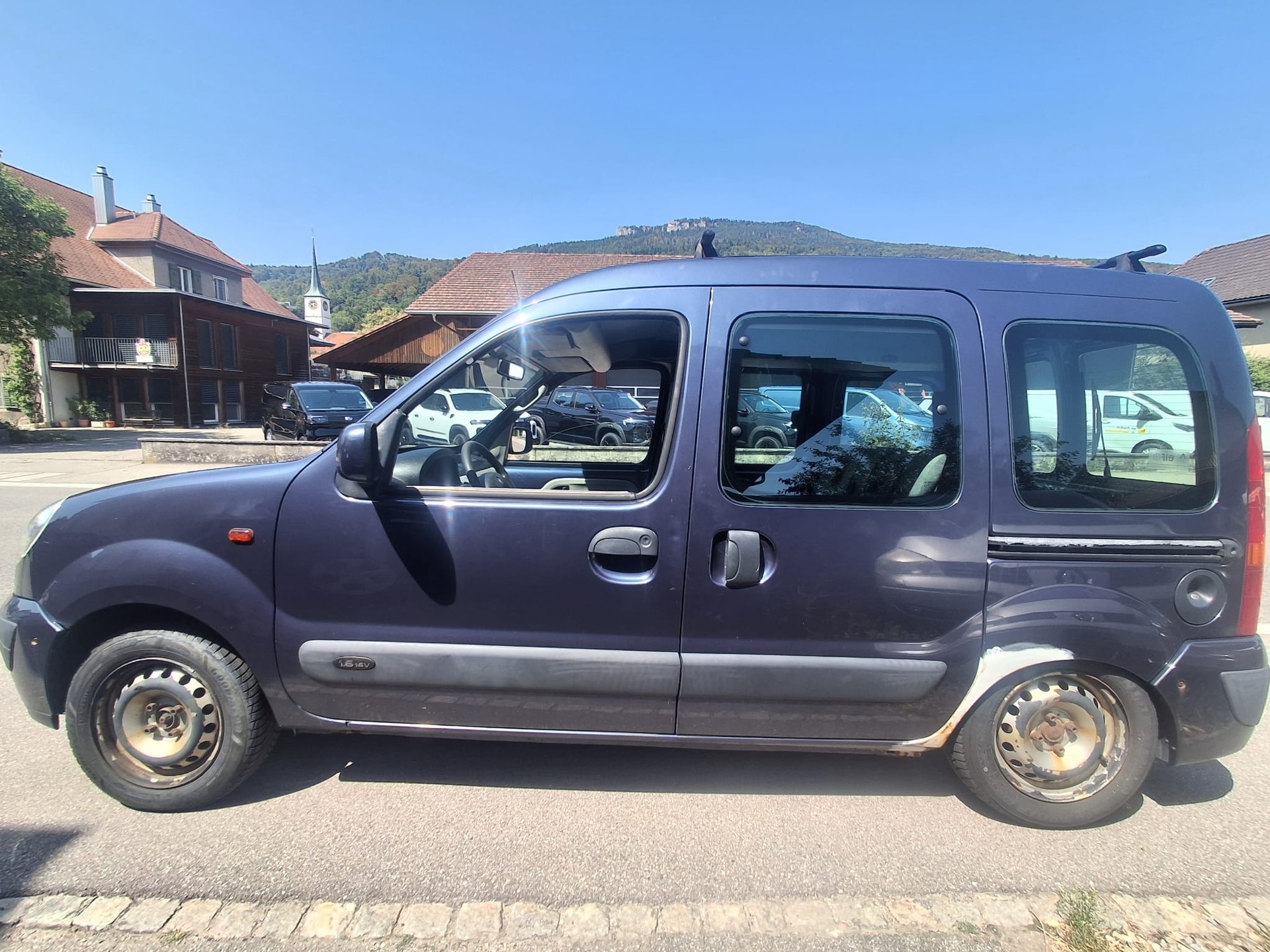 RENAULT Kangoo 1.6 16V Authentique-image-6