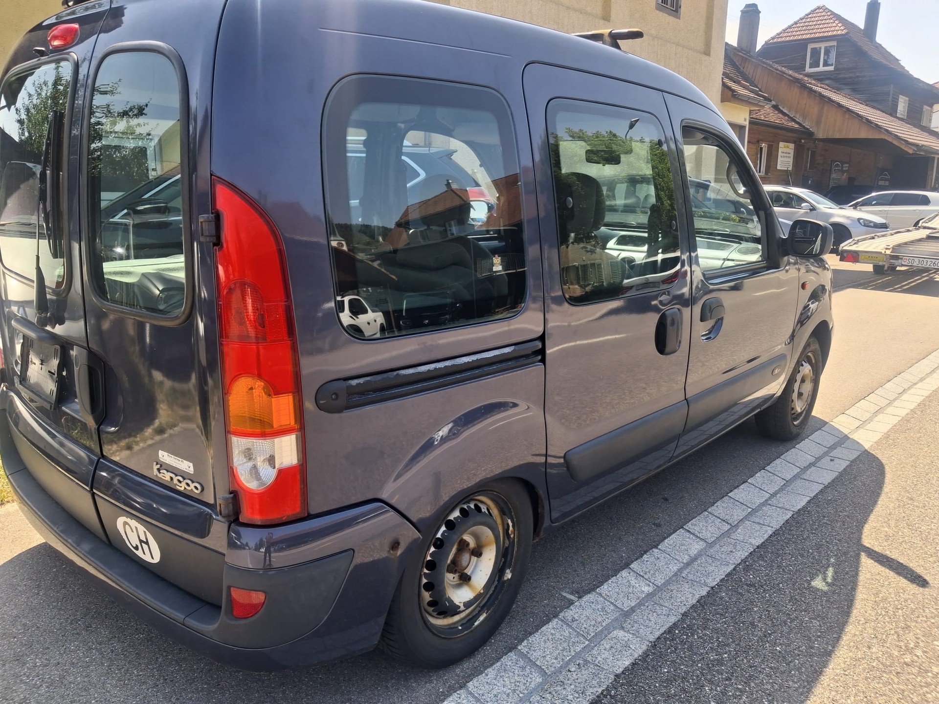 RENAULT Kangoo 1.6 16V Authentique-image-4