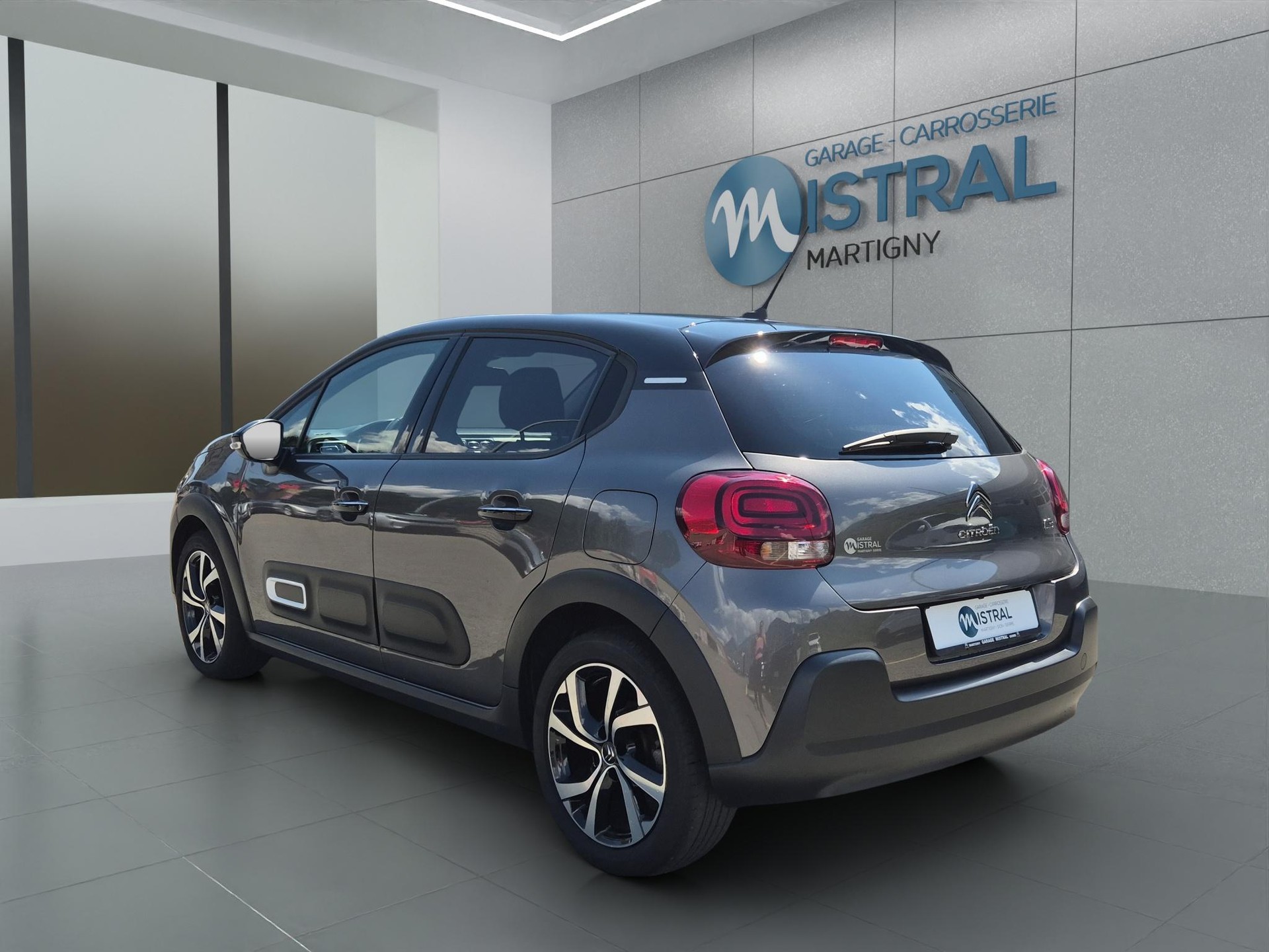 CITROEN C3 1.2 PureTech Shine-showroom-element-2