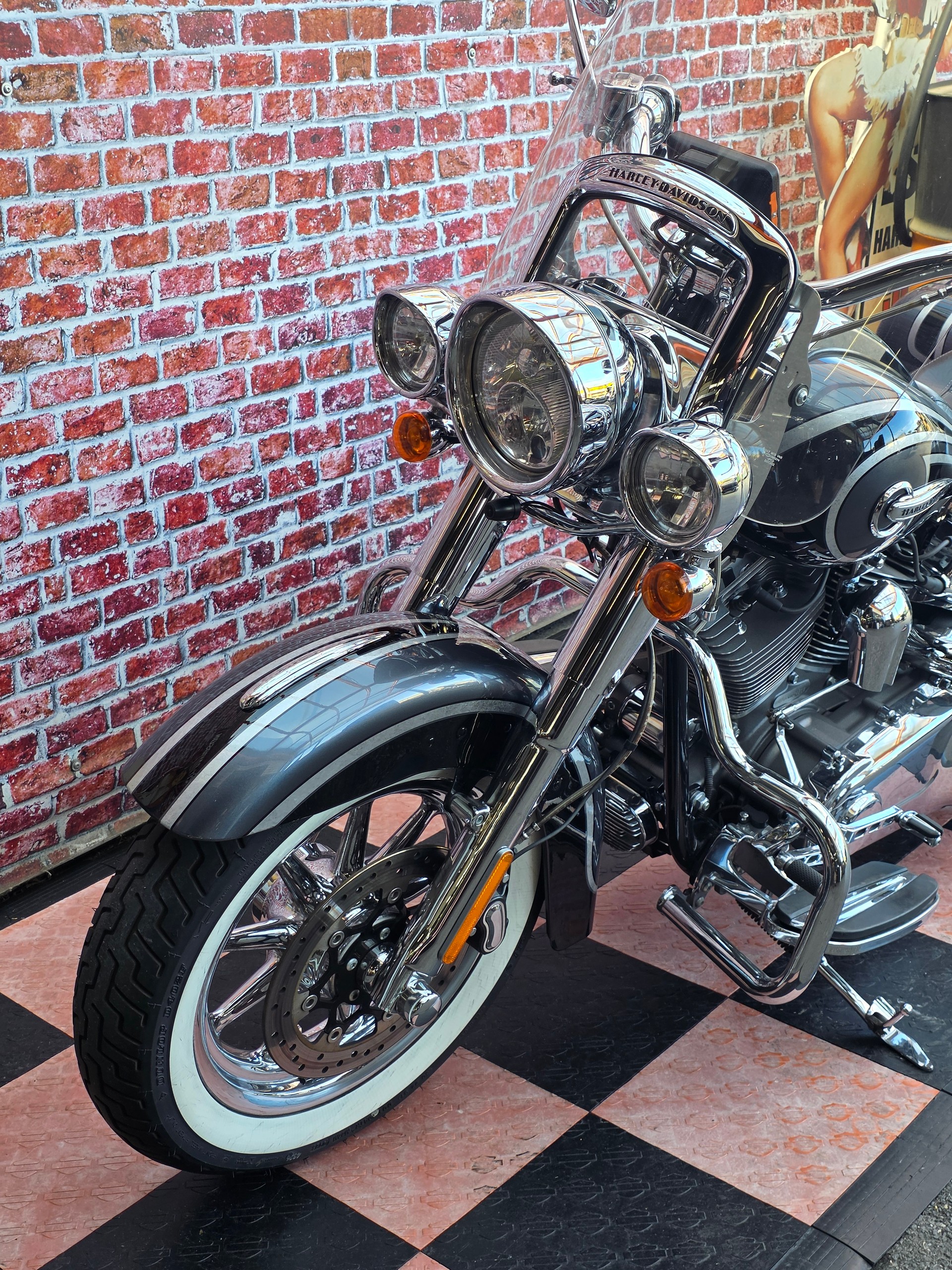 HARLEY-DAVIDSON FLSTNSE Softail Deluxe ABS CVO-image-4