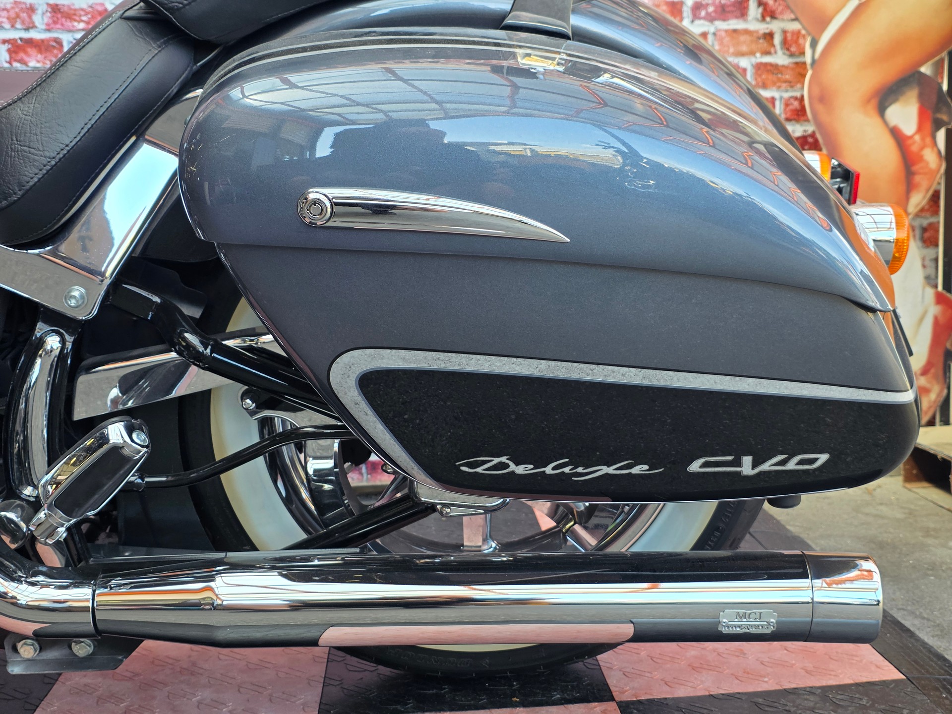 HARLEY-DAVIDSON FLSTNSE Softail Deluxe ABS CVO-image-11
