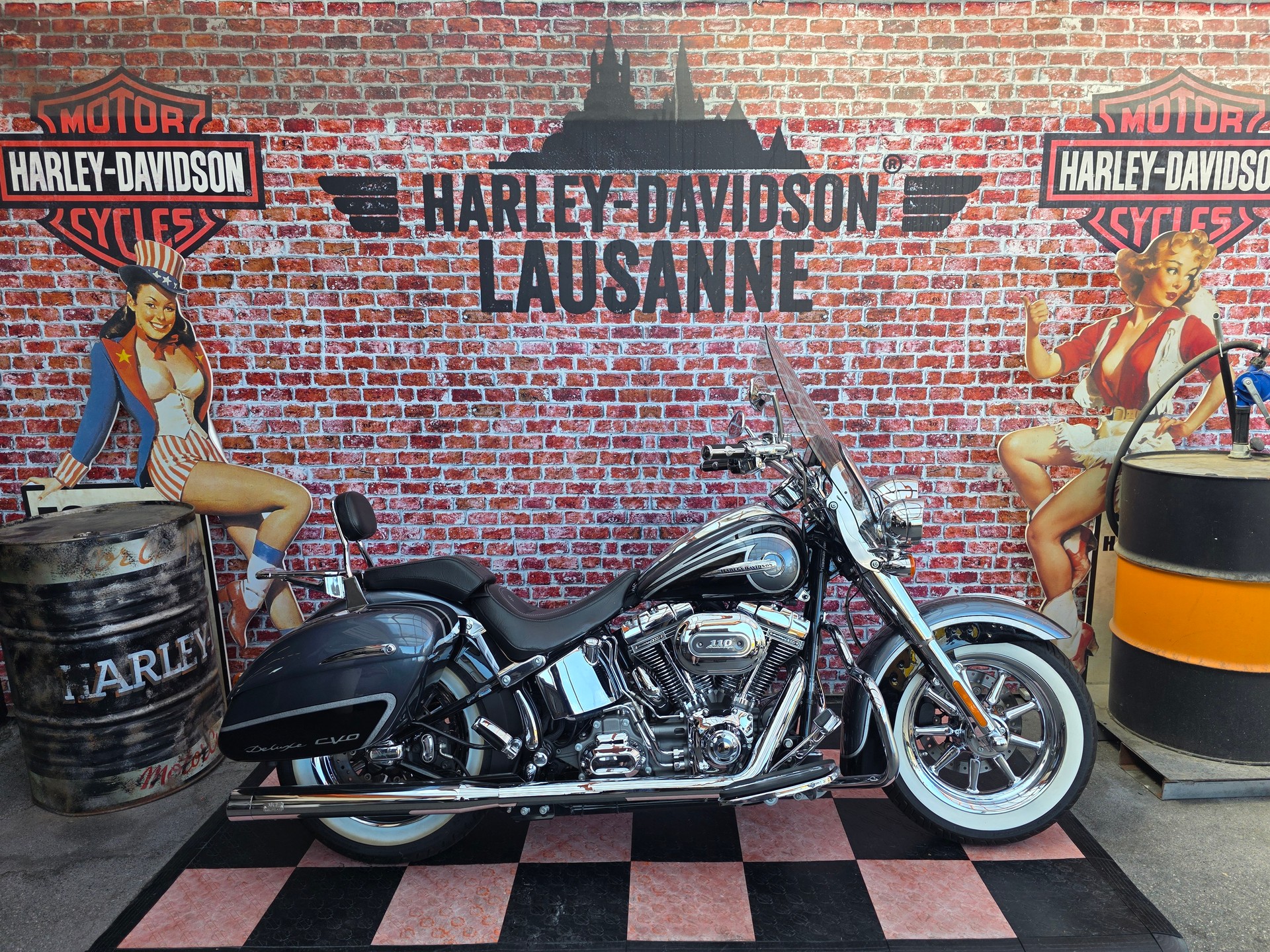 HARLEY-DAVIDSON FLSTNSE Softail Deluxe ABS CVO-image-0