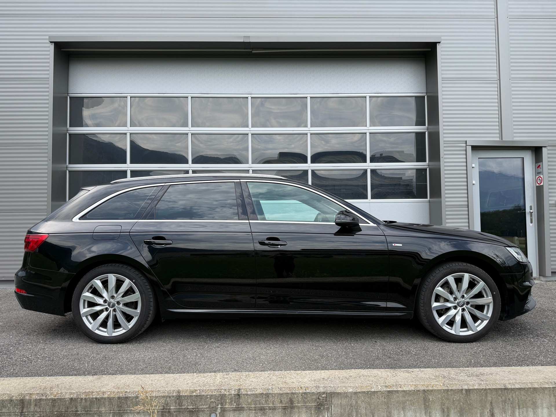 AUDI A4 Avant 3.0 TDI Design quattro S-tronic
