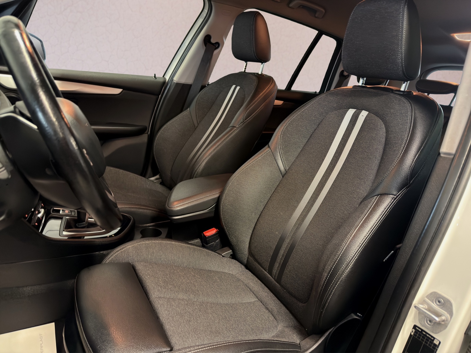 BMW 220d xDrive Gran Tourer Steptronic-image-10