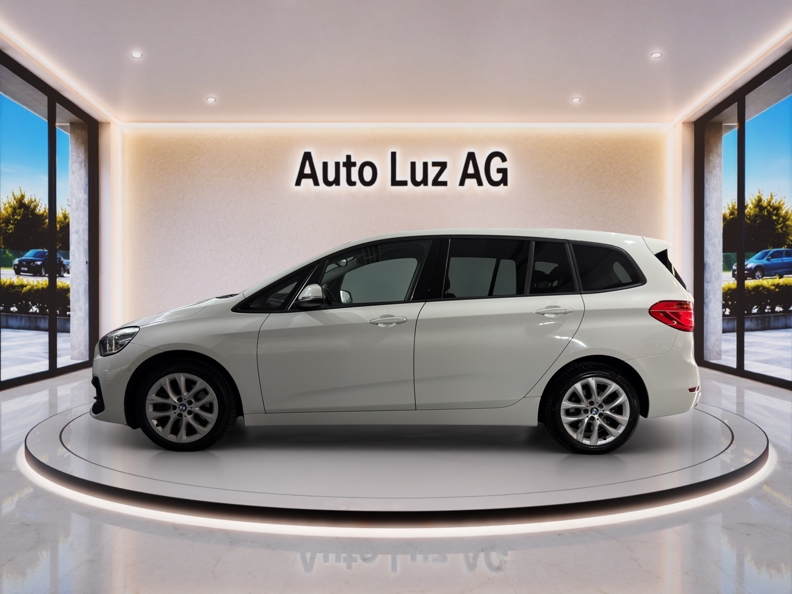 BMW 220d xDrive Gran Tourer Steptronic-image-5