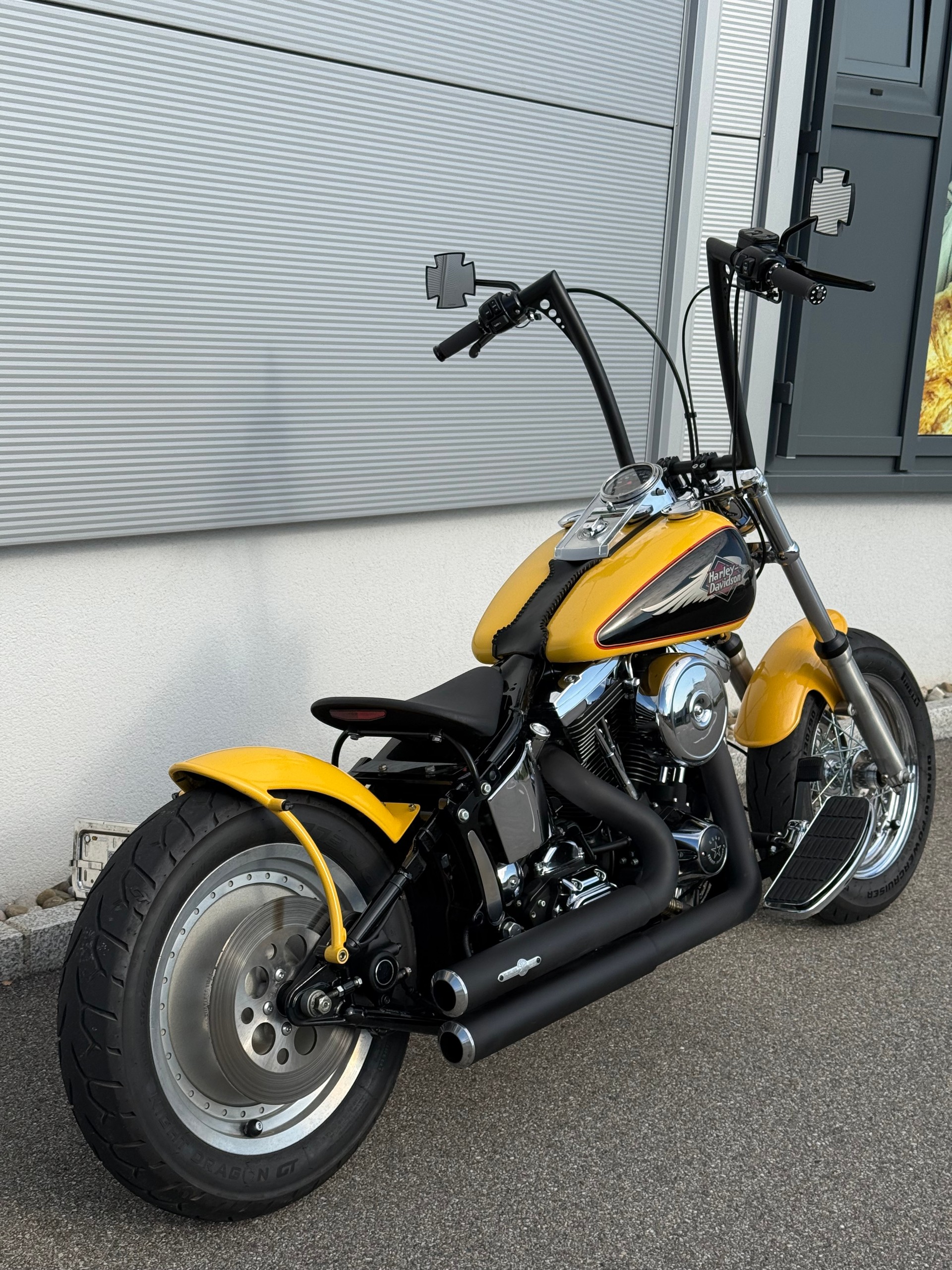 HARLEY-DAVIDSON FXSTC Softail Custom (35kW)-showroom-element-2