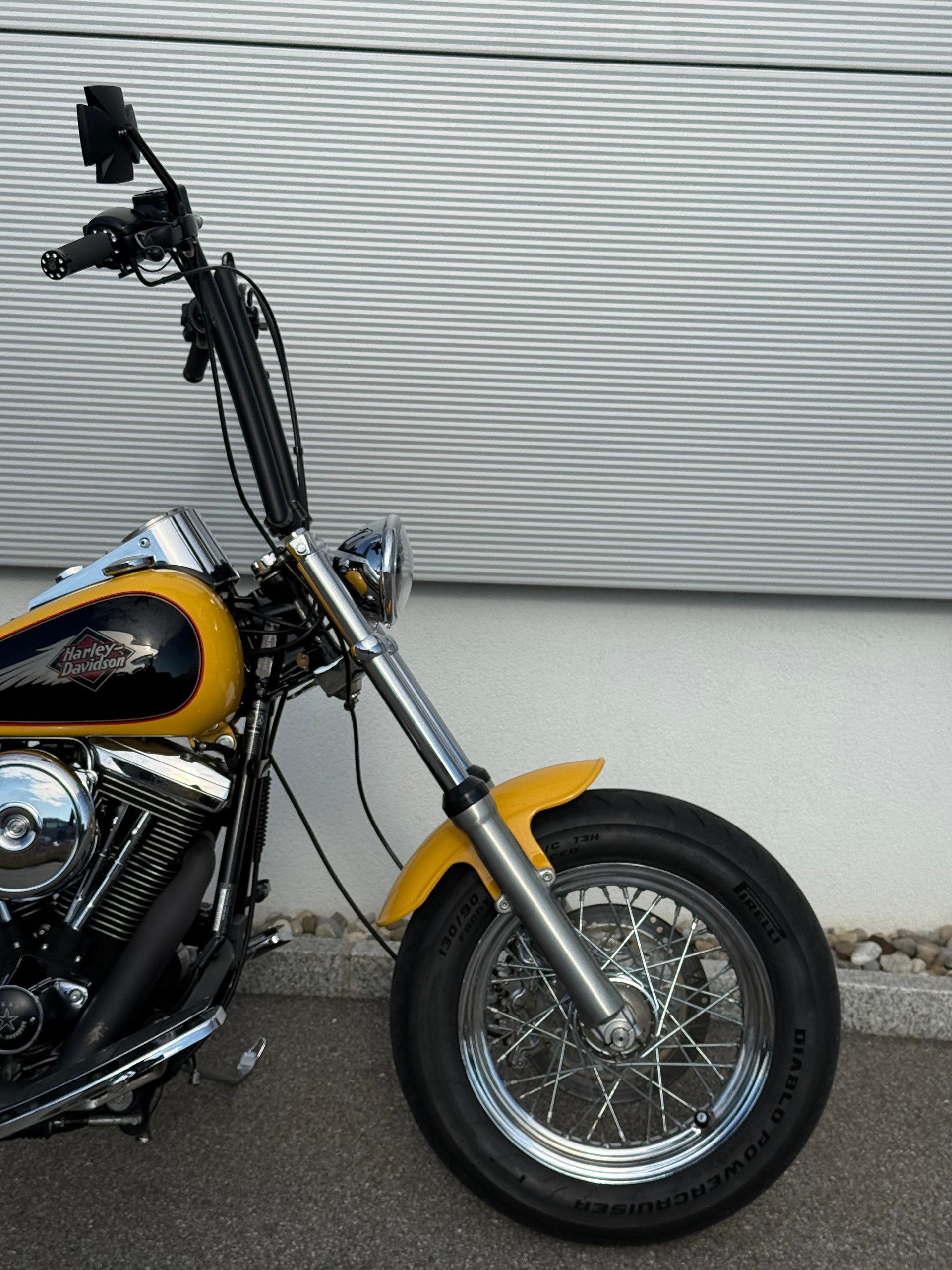 HARLEY-DAVIDSON FXSTC Softail Custom (35kW)-showroom-element-3