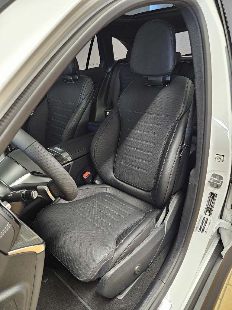MERCEDES-BENZ GLC 400 e 4Matic AMG Line EQ Star-image-5