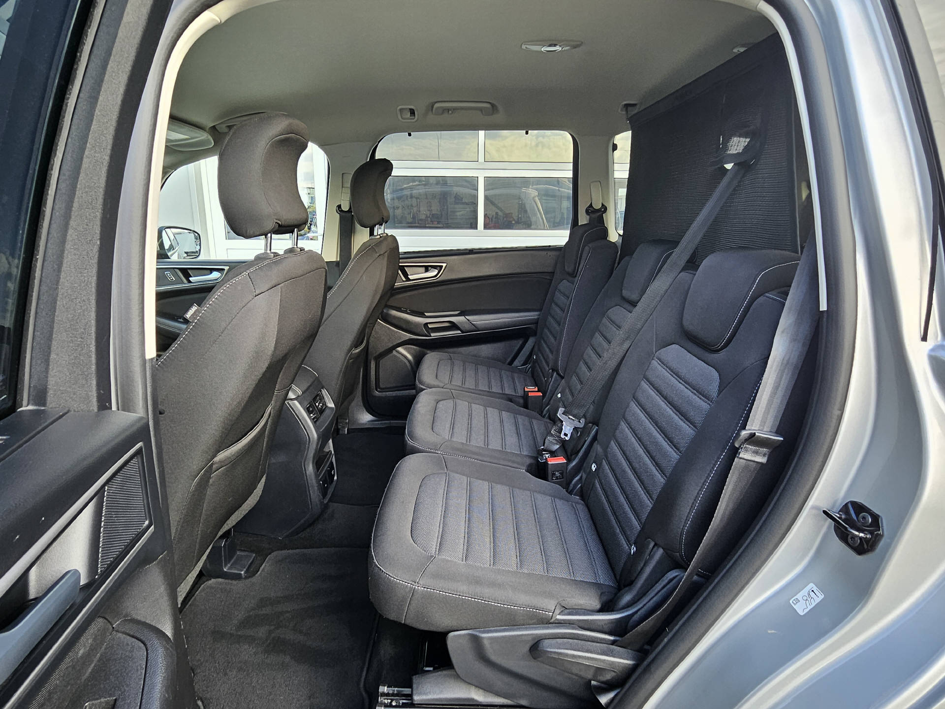 FORD Galaxy 2.0 TDCi 150 Trend * 8- fach bereift * Frisch ab Service * Inkl. Garantie *-image-12