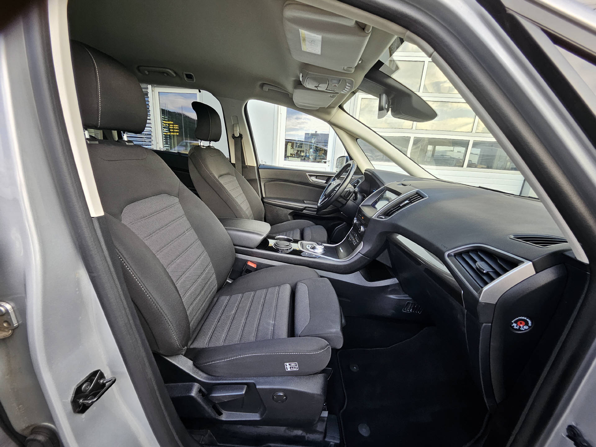 FORD Galaxy 2.0 TDCi 150 Trend * 8- fach bereift * Frisch ab Service * Inkl. Garantie *-image-15