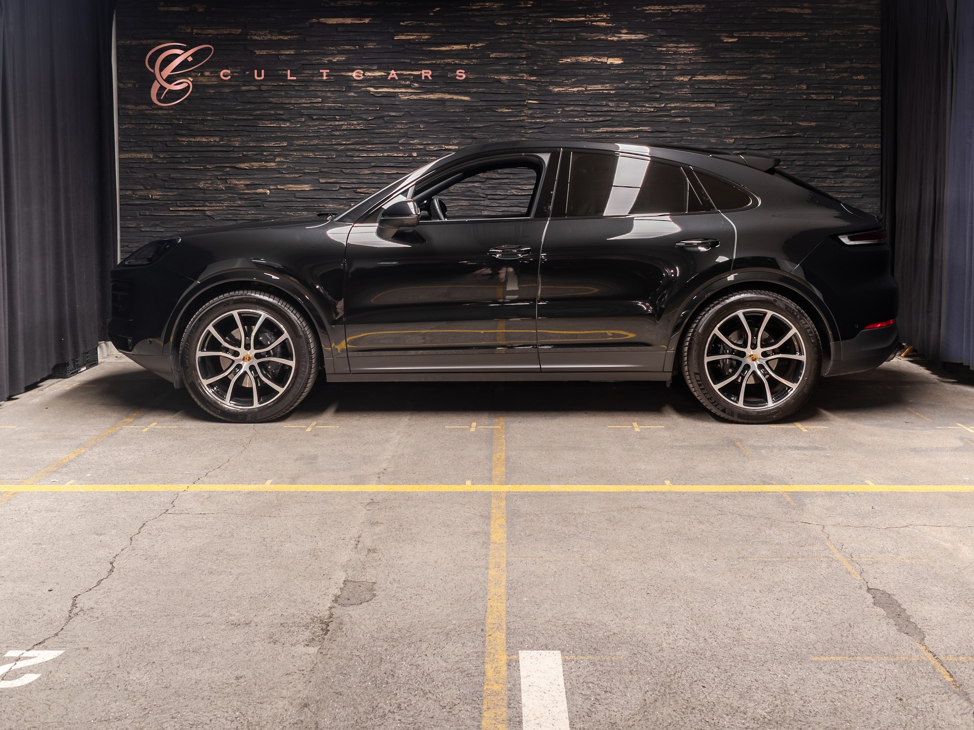 PORSCHE Cayenne Coupé Tiptronic-showroom-element-1