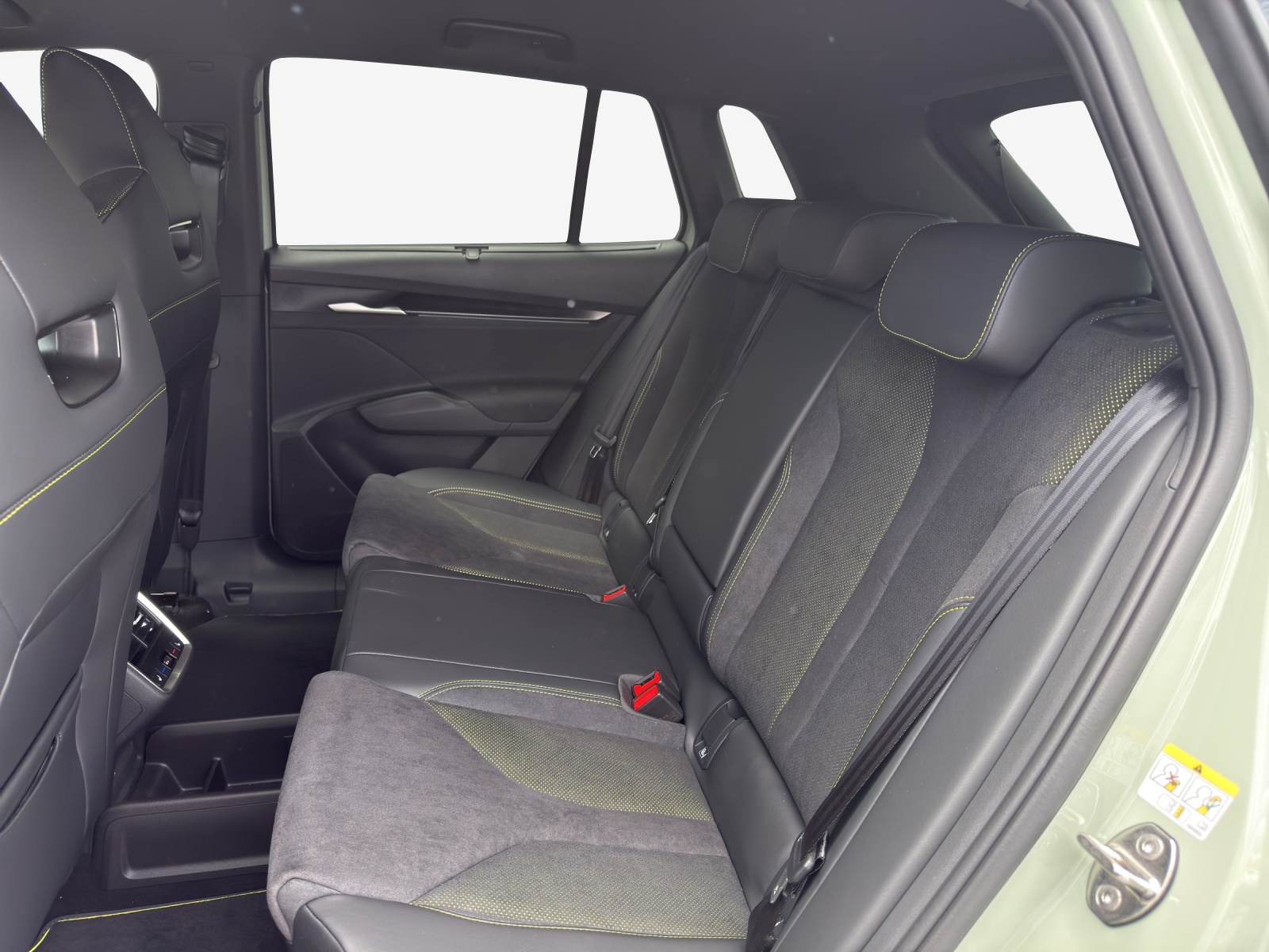 SKODA Elroq RS 85 4x4-image-11