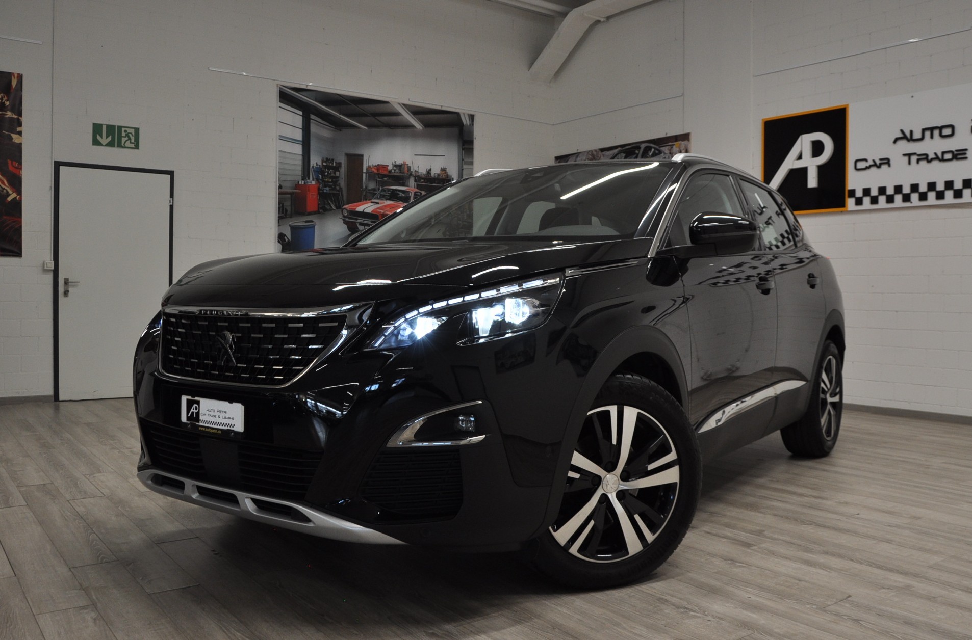 PEUGEOT 3008 1.5 BlueHDi Business Line EAT-showroom-element-1