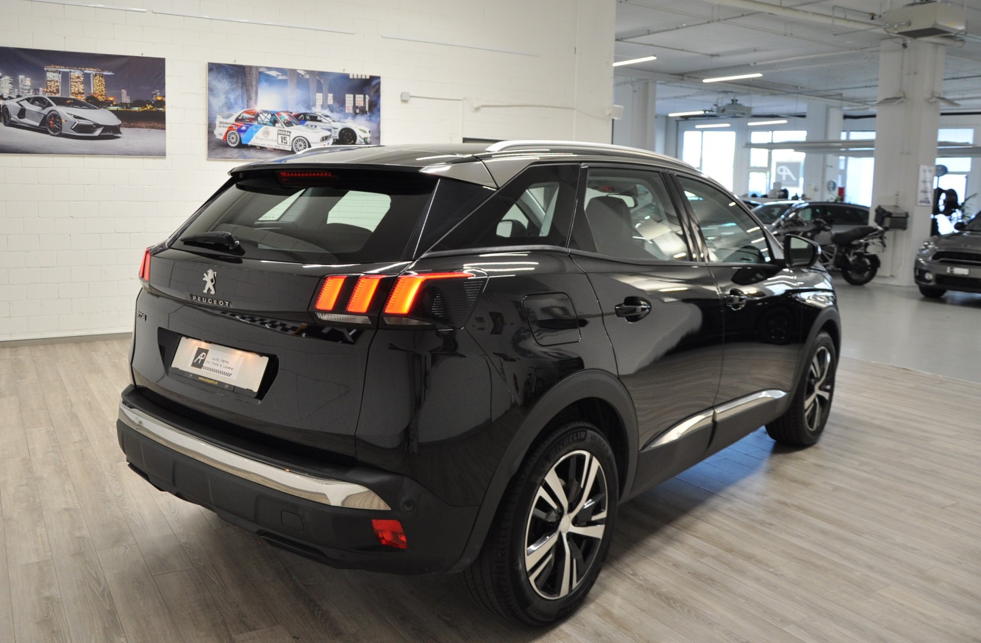 PEUGEOT 3008 1.5 BlueHDi Business Line EAT-showroom-element-3