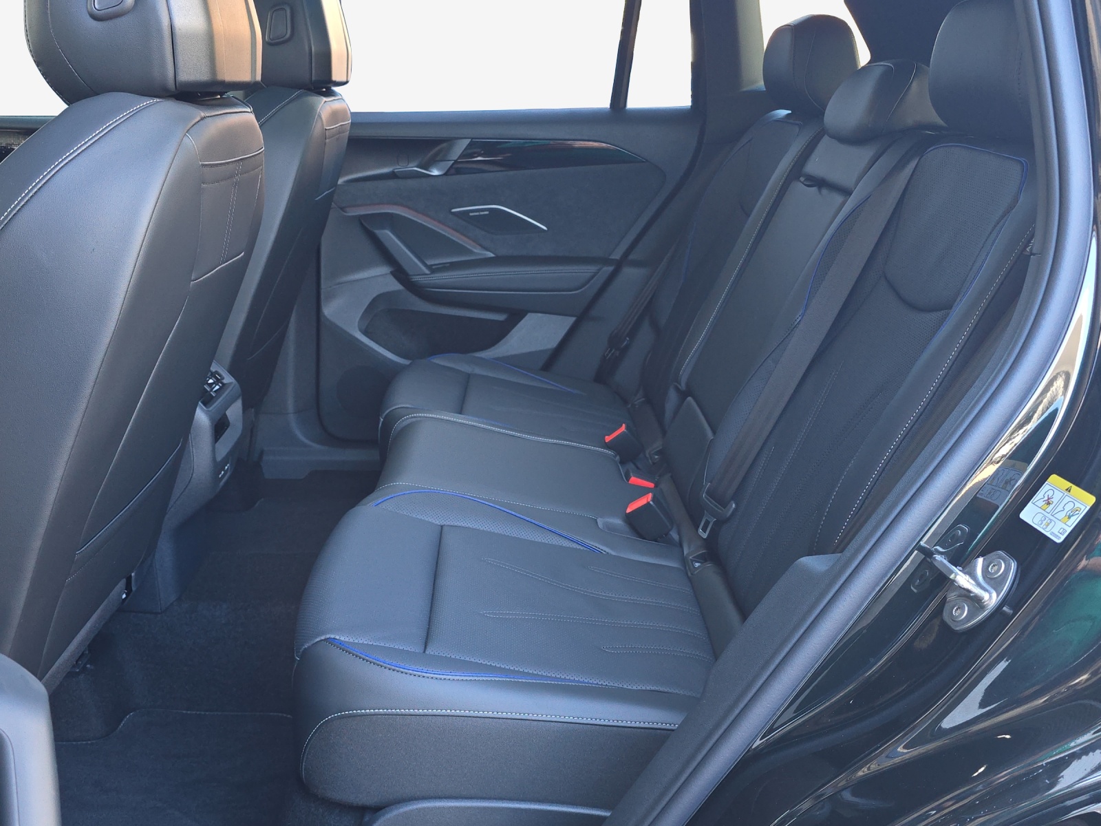 VW Tiguan 2.0 TSI DSG R-Line 4Motion-image-11