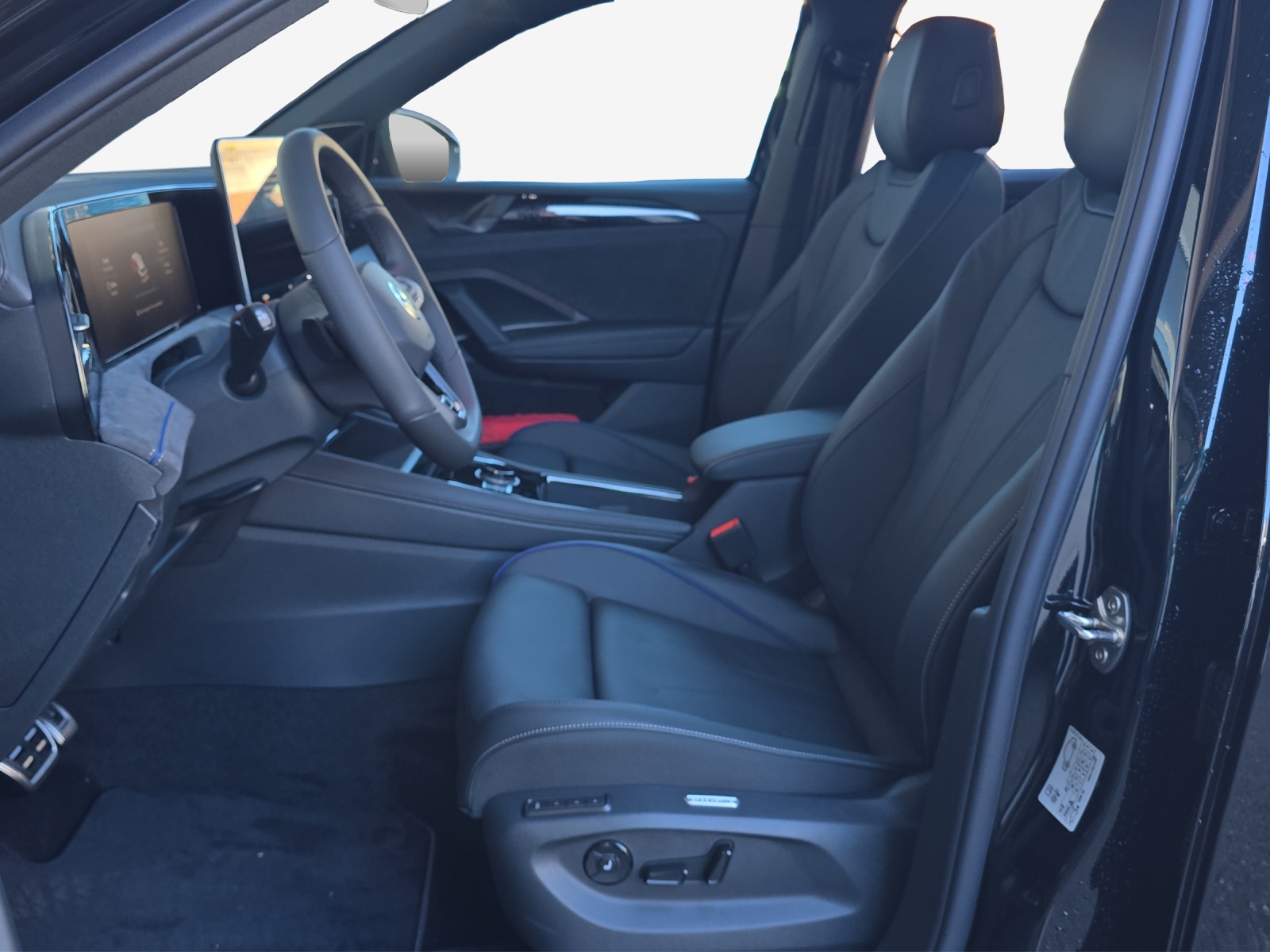 VW Tiguan 2.0 TSI DSG R-Line 4Motion-image-7