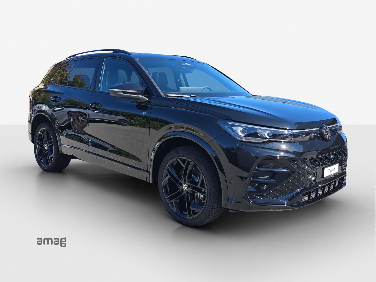 VW Tiguan 2.0 TSI DSG R-Line 4Motion-image-5