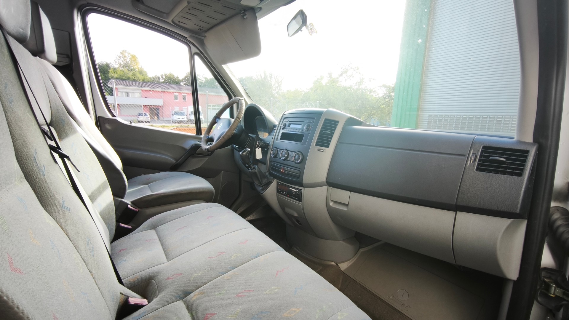 VW 2.5 TDi 136 - 12 PLACES --image-4