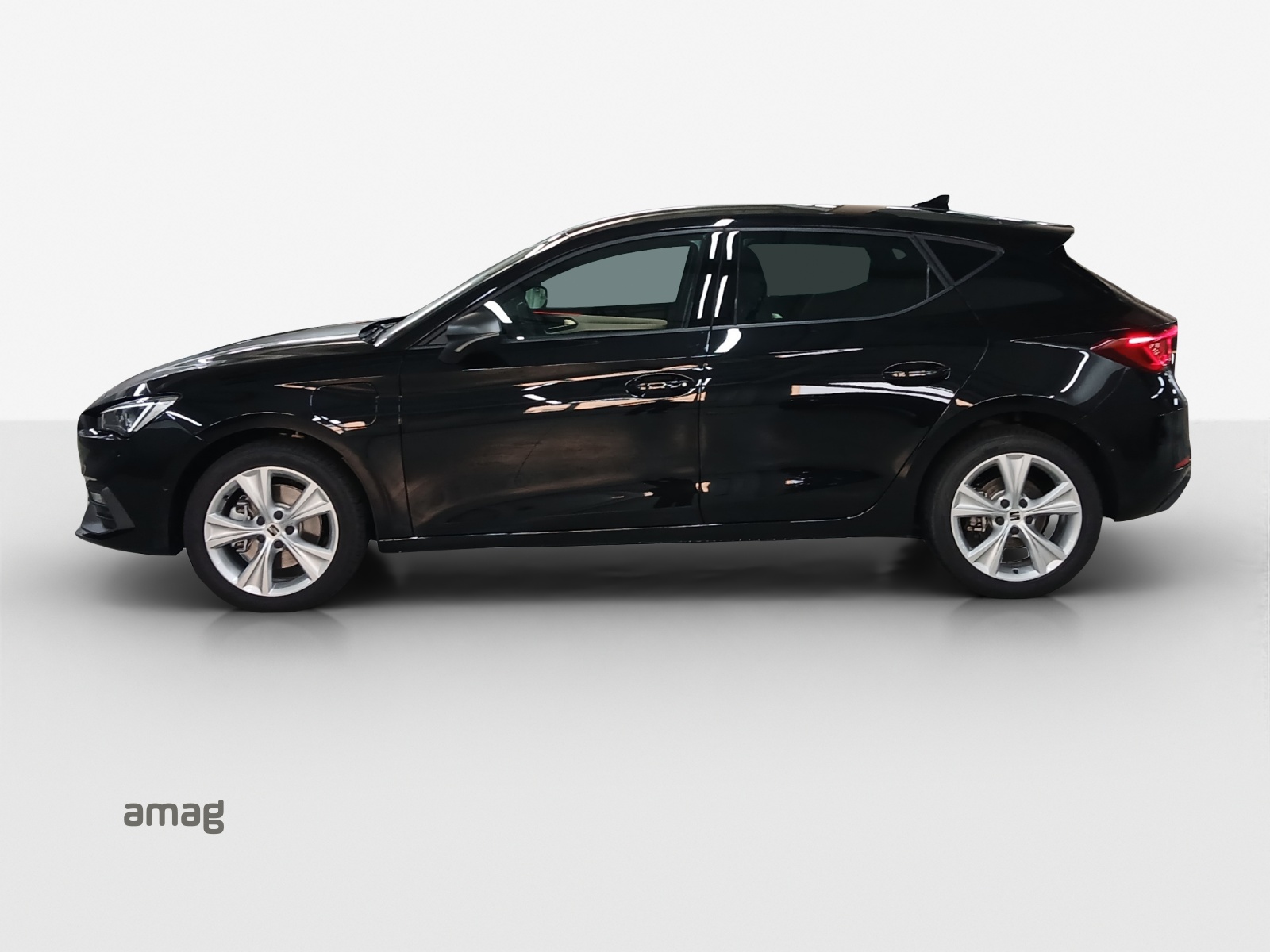 SEAT Leon 1.5 eHybrid pHEV DSG FR-showroom-element-1