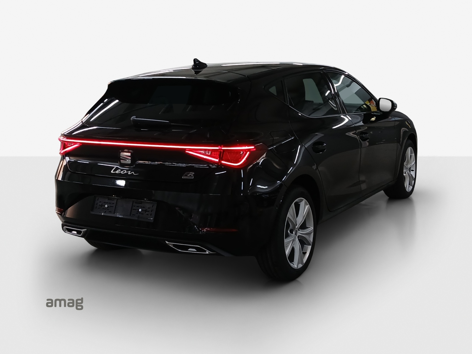 SEAT Leon 1.5 eHybrid pHEV DSG FR-image-4