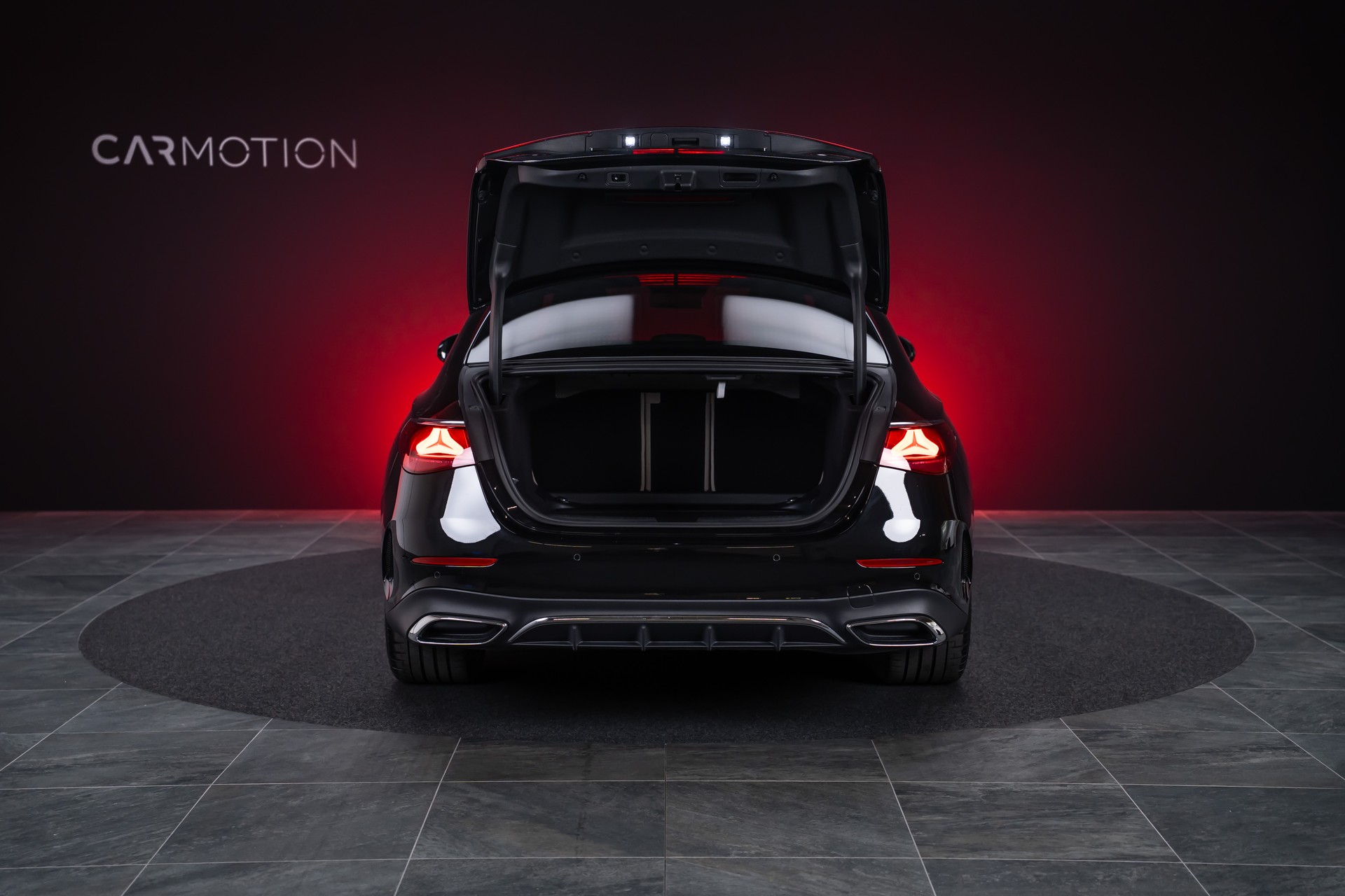 MERCEDES-BENZ E 220 d AMG Line / Hyperscreen / 360°Kamera / Burmester-image-8