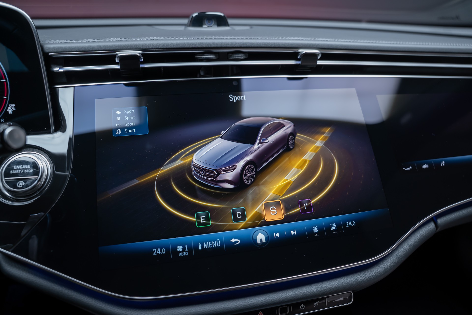 MERCEDES-BENZ E 220 d AMG Line / Hyperscreen / 360°Kamera / Burmester-image-34
