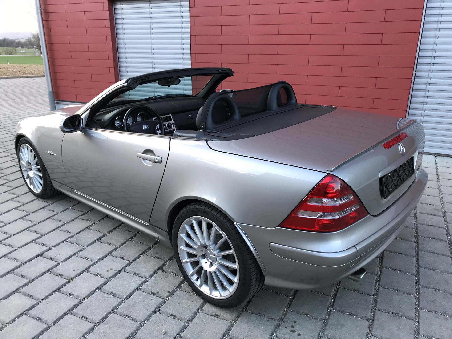 MERCEDES-BENZ SLK 320-image-13