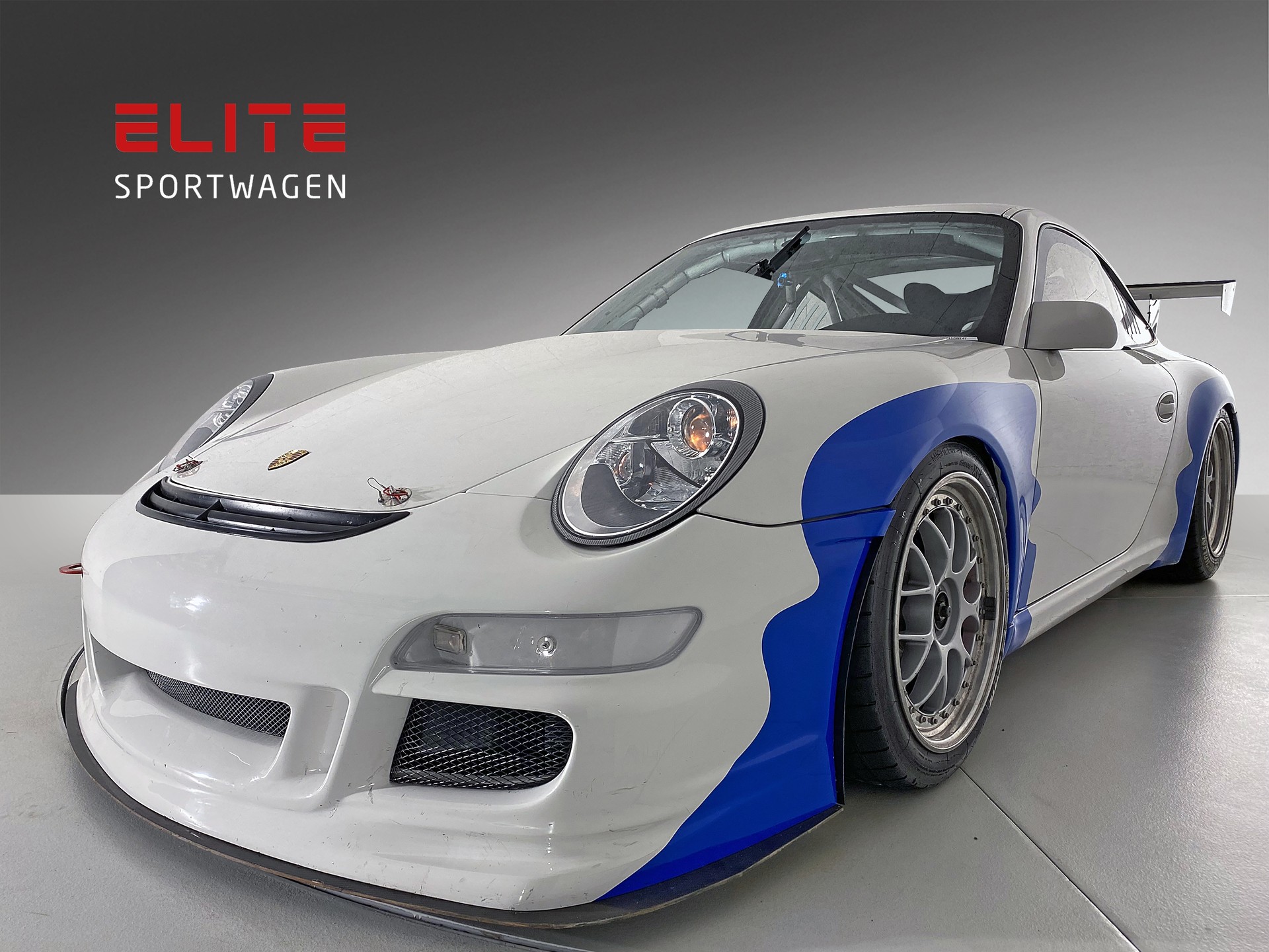 PORSCHE GT3 CUP-showroom-element-2