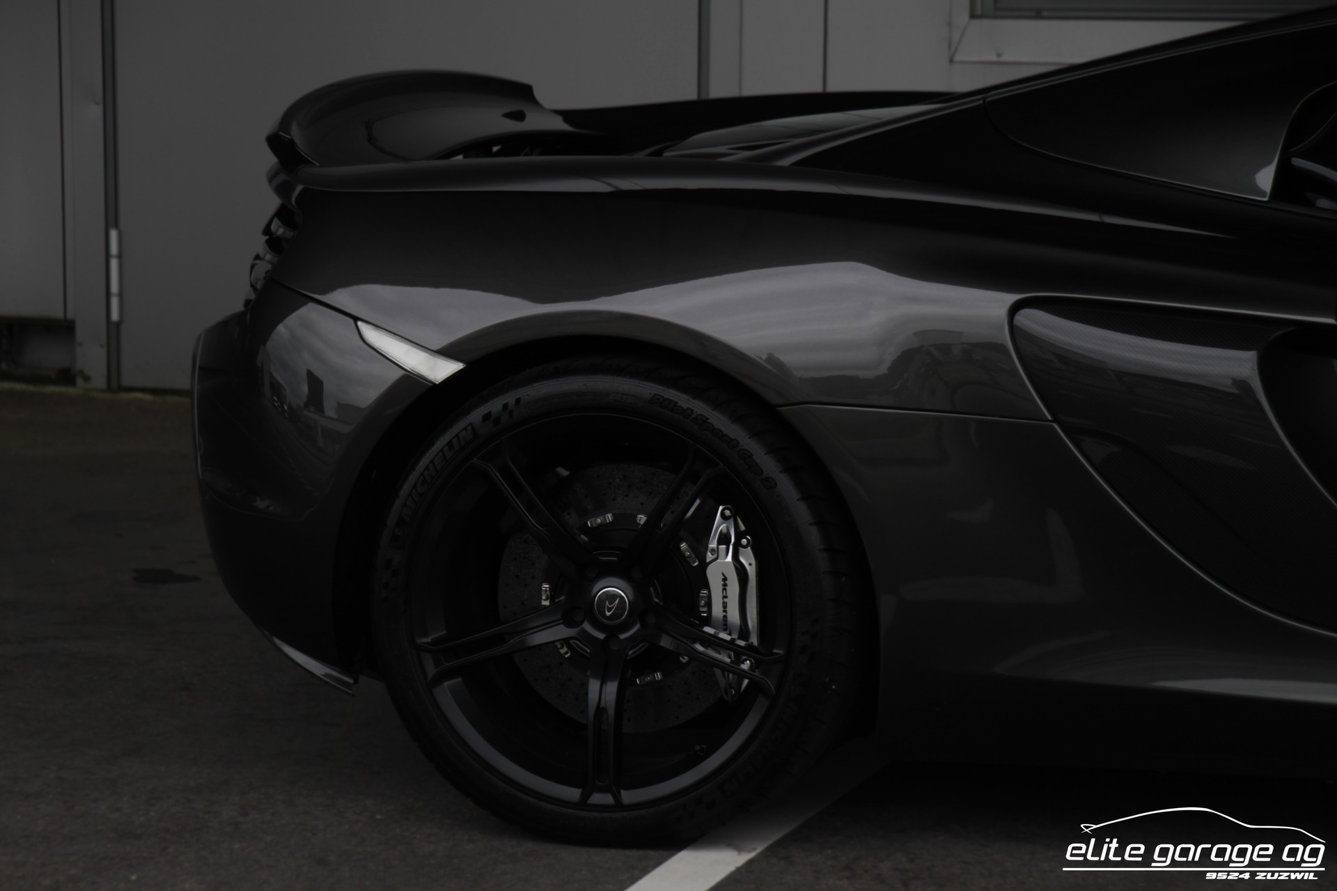 McLAREN 650S Spider 3.8 V8 SSG CARBON PACKAGE-image-12