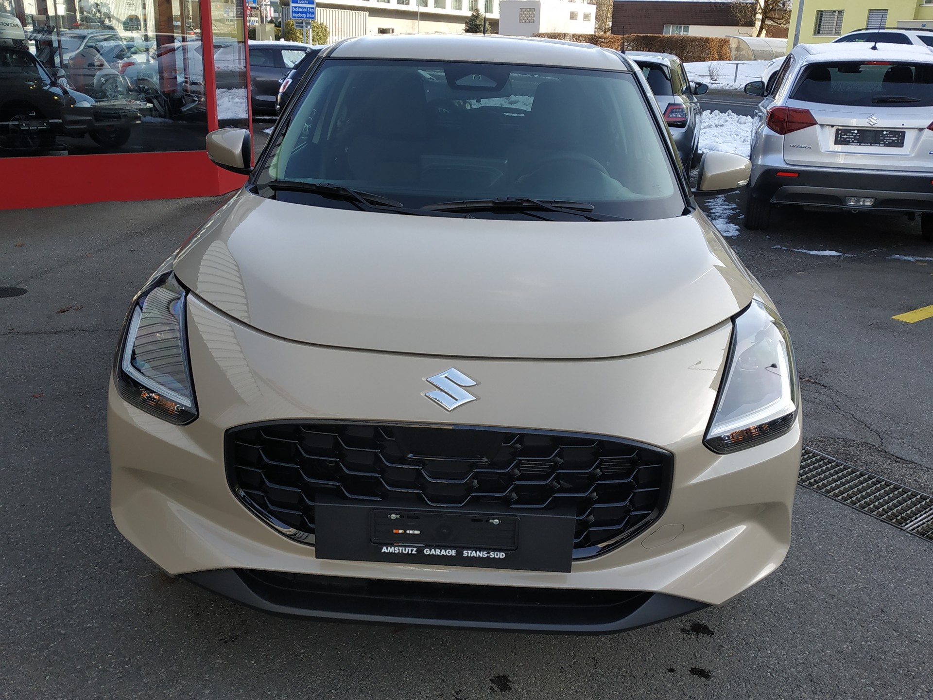 SUZUKI Swift 1.2 Compact Top Hybrid 4x4-showroom-element-2